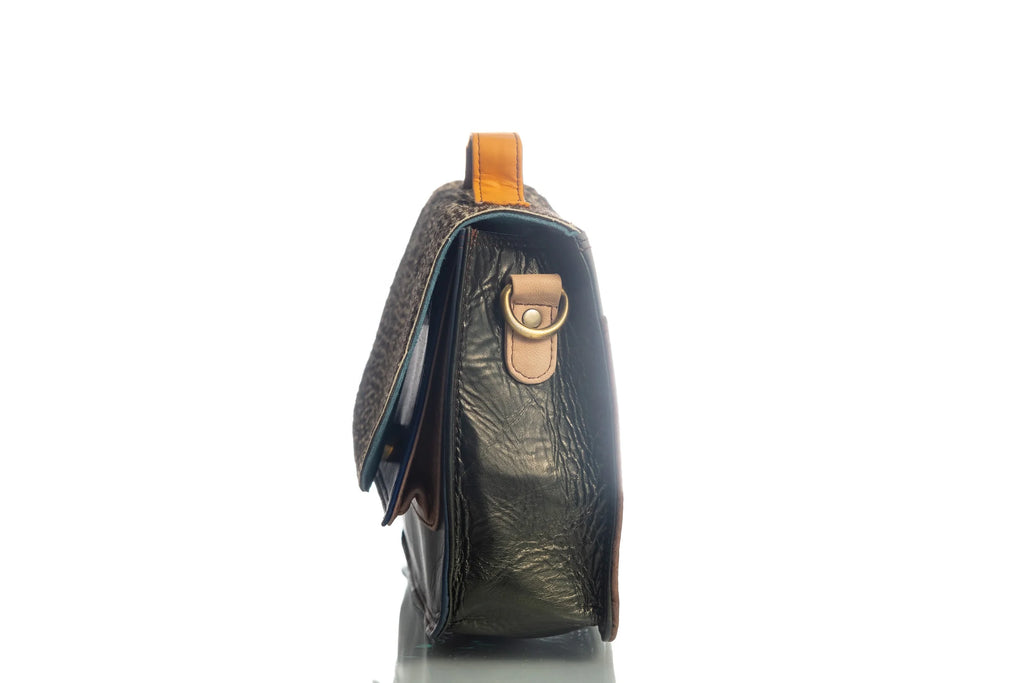 High Quality 100% Genuine Leather Bohemian Water Resistant Vintage Cross Body Shoulder Sling Bags Embroidery Designs On Flap Bag