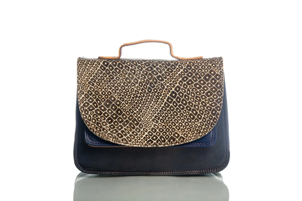 High Quality 100% Genuine Leather Bohemian Water Resistant Vintage Cross Body Shoulder Sling Bags Embroidery Designs On Flap Bag