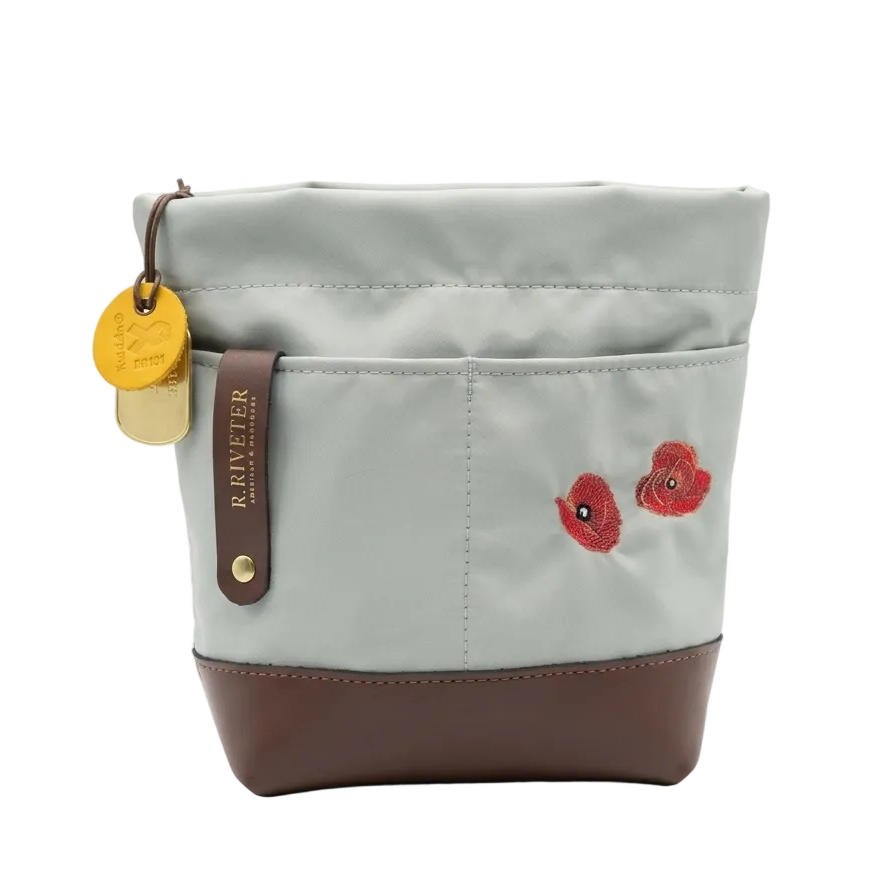 Betsy | Poppy Slate Nylon